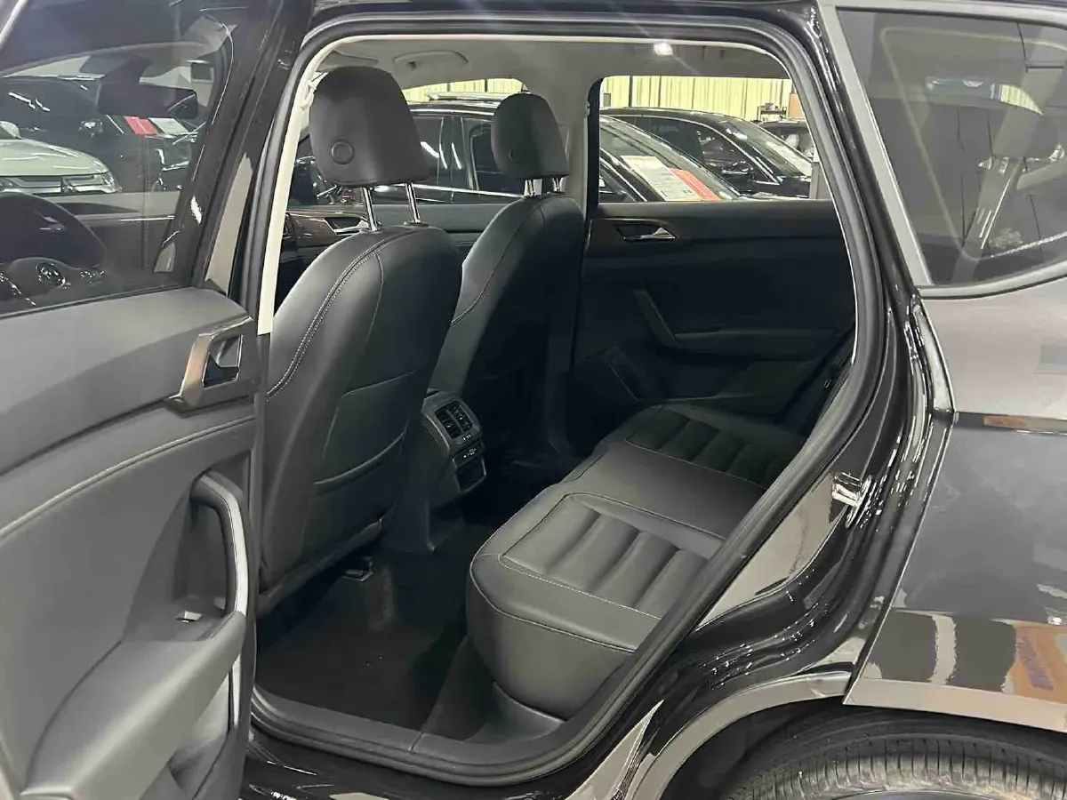 2022 Ford Transit 2.0T 202HP L4 6AT,autocango,china used car exporter,china ev exporter,chinese used car exporter,chinese used ev exporter