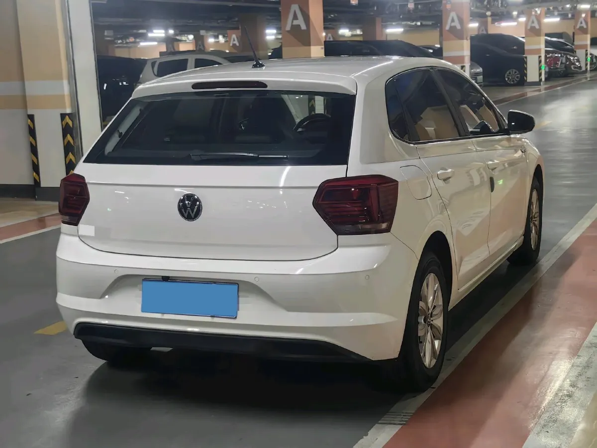 2023 Volkswagen Polo 1.5L 113HP L4 6AT,autocango,china used car exporter,china ev exporter,chinese used car exporter,chinese used ev exporter