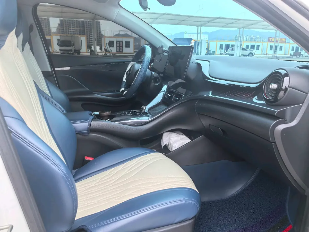 2023 BYD e2 BEV 43.2KWH,autocango,china used car exporter,china ev exporter,chinese used car exporter,chinese used ev exporter