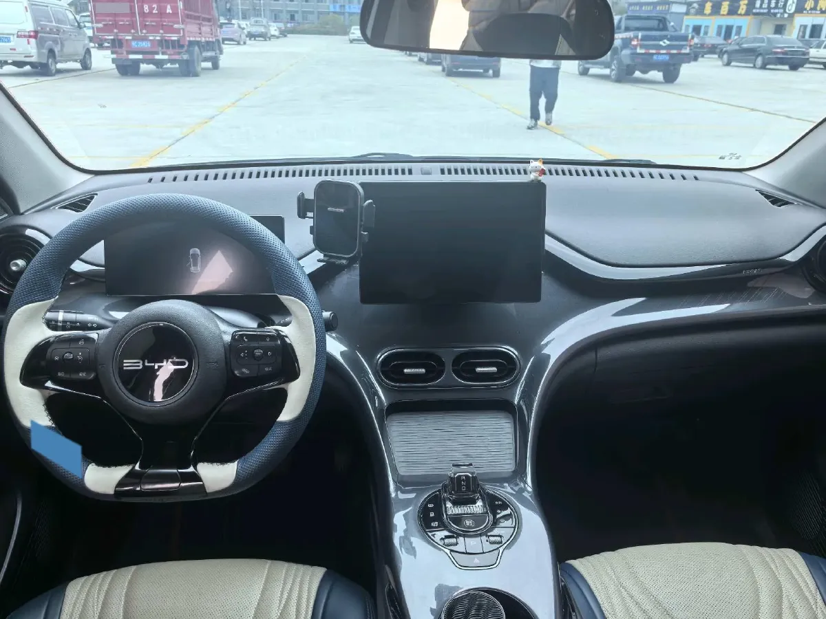 2023 BYD e2 BEV 43.2KWH,autocango,china used car exporter,china ev exporter,chinese used car exporter,chinese used ev exporter