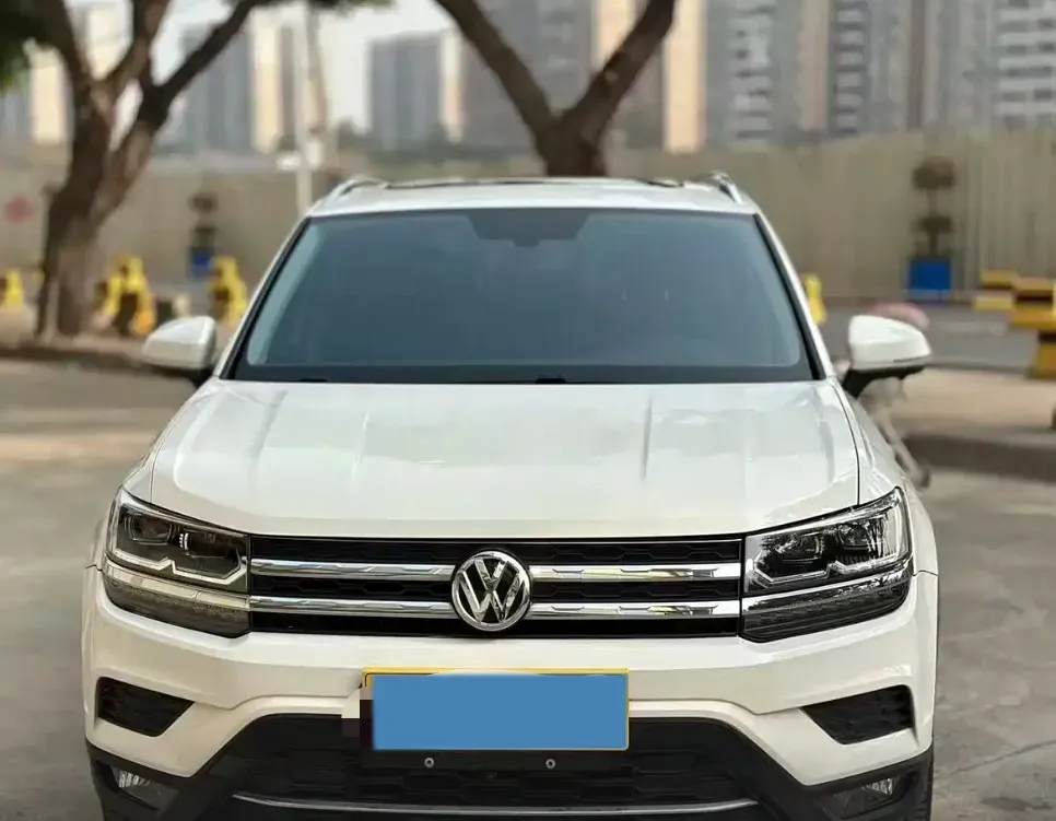 2019 MINI MINI 1.5T 102HP L3 7DCT,autocango,china used car exporter,china ev exporter,chinese used car exporter,chinese used ev exporter