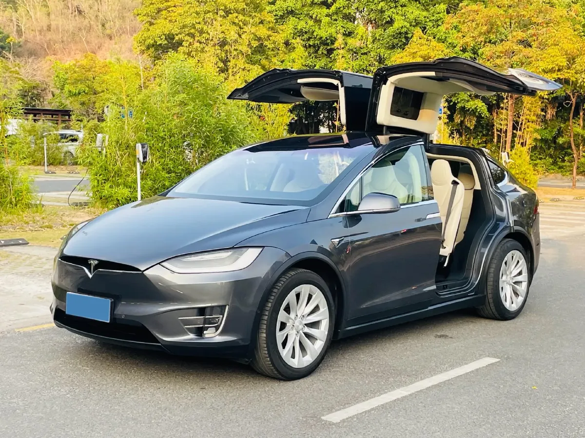2017 Tesla Model X BEV 100KWH,autocango,china used car exporter,china ev exporter,chinese used car exporter,chinese used ev exporter