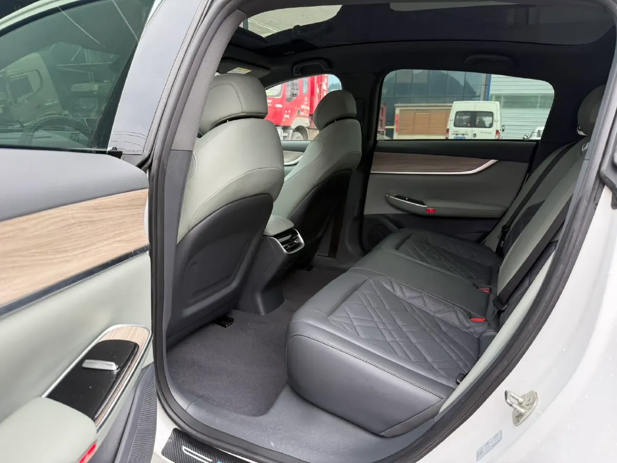 2023 ChangAn QiYuan A07 1.5L 95HP L4 REEV 28.4KWH,autocango,china used car exporter,china ev exporter,chinese used car exporter,chinese used ev exporter