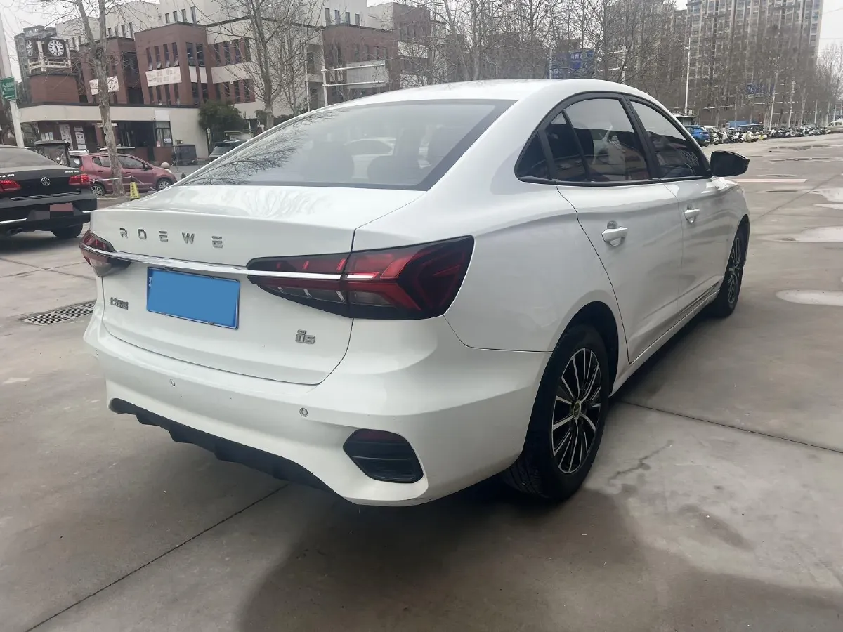 2021 Roewe i5 1.5L 120HP L4 CVT,autocango,china used car exporter,china ev exporter,chinese used car exporter,chinese used ev exporter