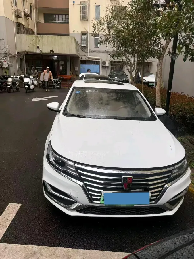 2020 Roewe i6 MAX 1.5T 169HP L4 AMT PHEV,autocango,china used car exporter,china ev exporter,chinese used car exporter,chinese used ev exporter