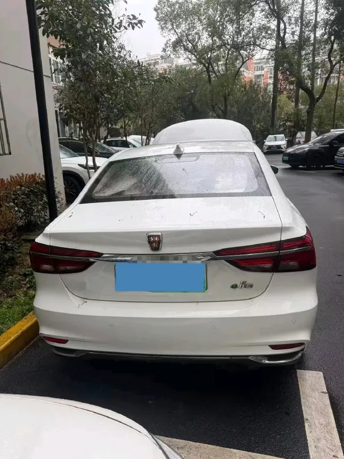 2020 Roewe i6 MAX 1.5T 169HP L4 AMT PHEV,autocango,china used car exporter,china ev exporter,chinese used car exporter,chinese used ev exporter