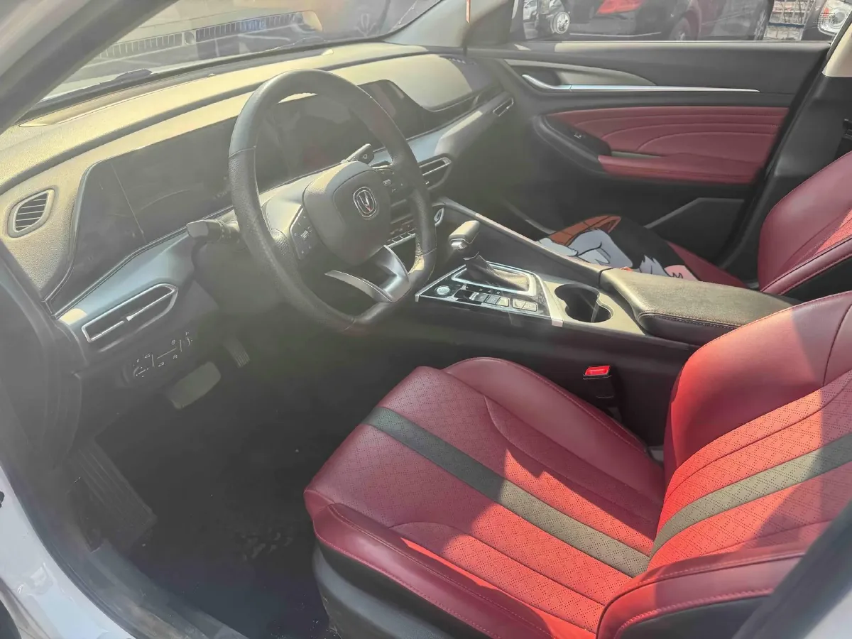 2021 ChangAn Eado 1.4T 160HP L4 7DCT,autocango,china used car exporter,china ev exporter,chinese used car exporter,chinese used ev exporter