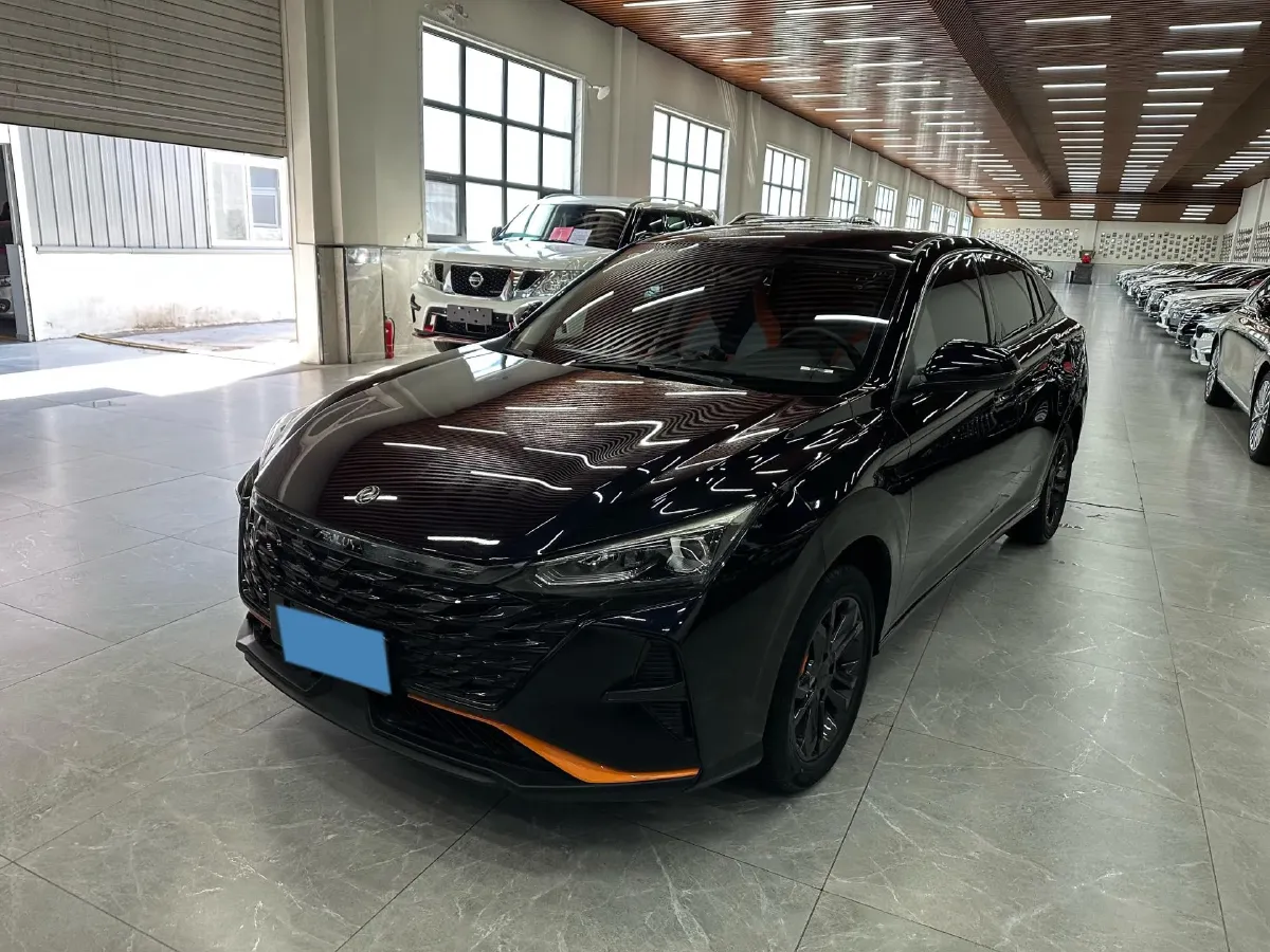 2023 DongFeng Aeolus YiXuan 1.5L 125HP L4 6DCT,autocango,china used car exporter,china ev exporter,chinese used car exporter,chinese used ev exporter