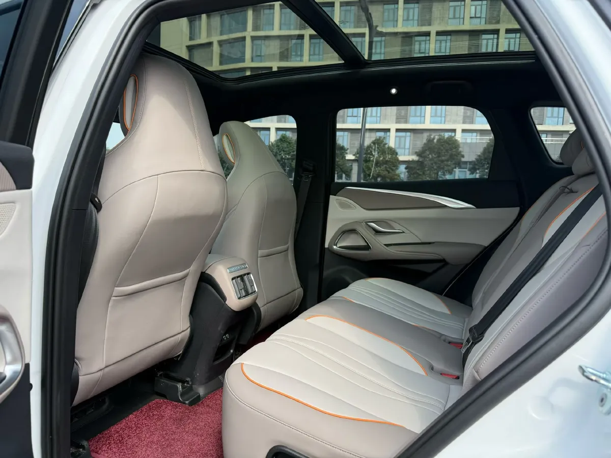 2024 BYD Song Pro 1.5L 110HP L4 E-CVT PHEV 18.3KWH,autocango,china used car exporter,china ev exporter,chinese used car exporter,chinese used ev exporter