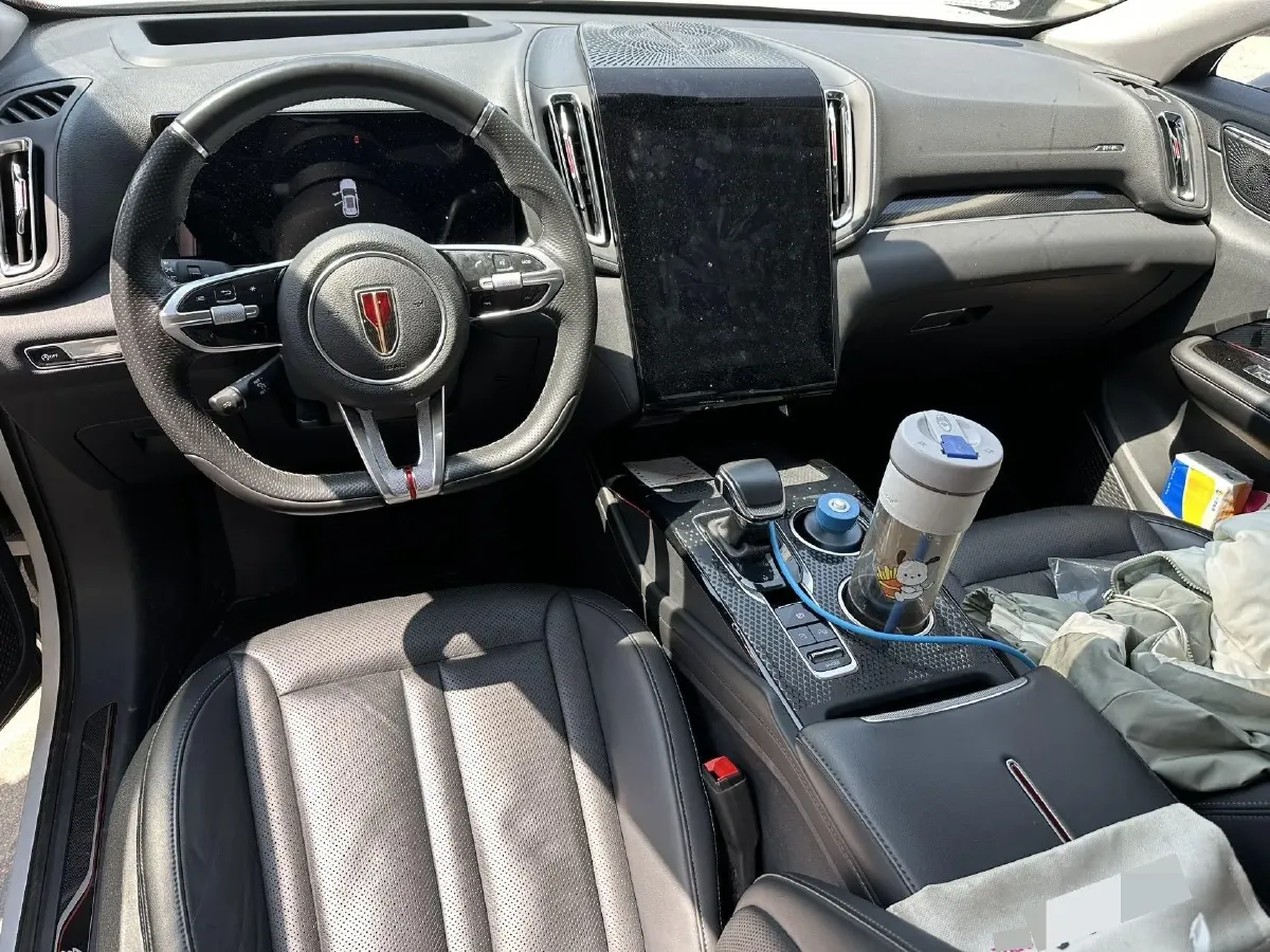 2023 HongQi HS3 2.0T 252HP L4 8AT,autocango,china used car exporter,china ev exporter,chinese used car exporter,chinese used ev exporter