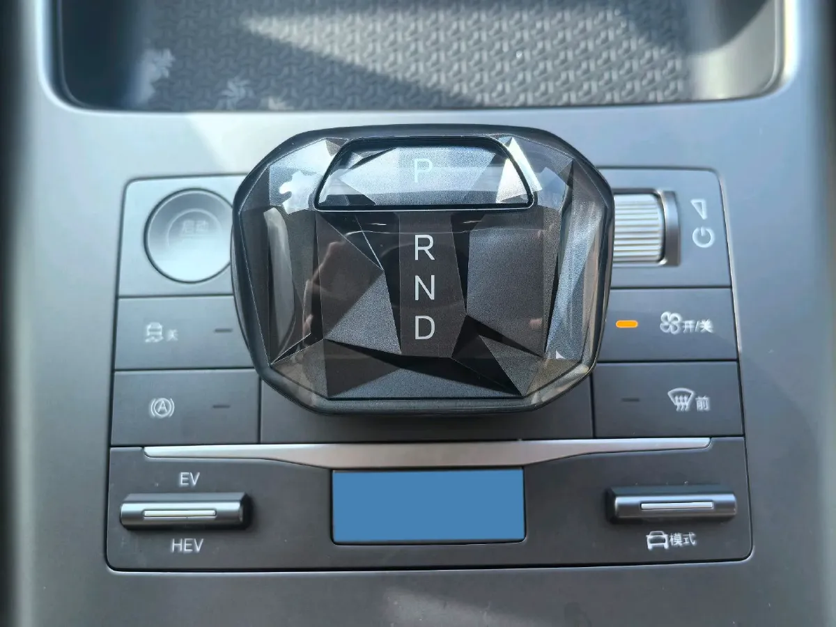 2025 BYD Song Pro 1.5L 101HP L4 E-CVT PHEV 18.3KWH,autocango,china used car exporter,china ev exporter,chinese used car exporter,chinese used ev exporter