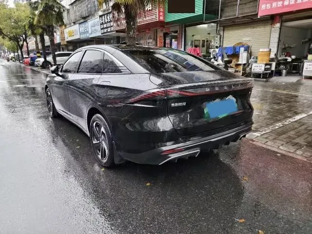 2023 Geely Galaxy L6 1.5T 163HP L4 3DHT PHEV,autocango,china used car exporter,china ev exporter,chinese used car exporter,chinese used ev exporter