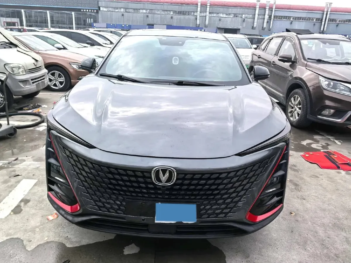 2020 ChangAn UNI-T 1.5T 180HP L4 7DCT,autocango,china used car exporter,china ev exporter,chinese used car exporter,chinese used ev exporter