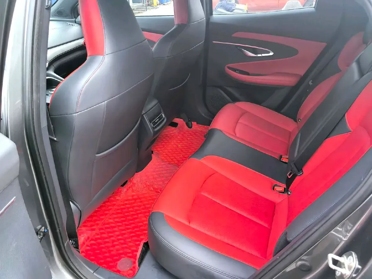 2020 ChangAn UNI-T 1.5T 180HP L4 7DCT,autocango,china used car exporter,china ev exporter,chinese used car exporter,chinese used ev exporter