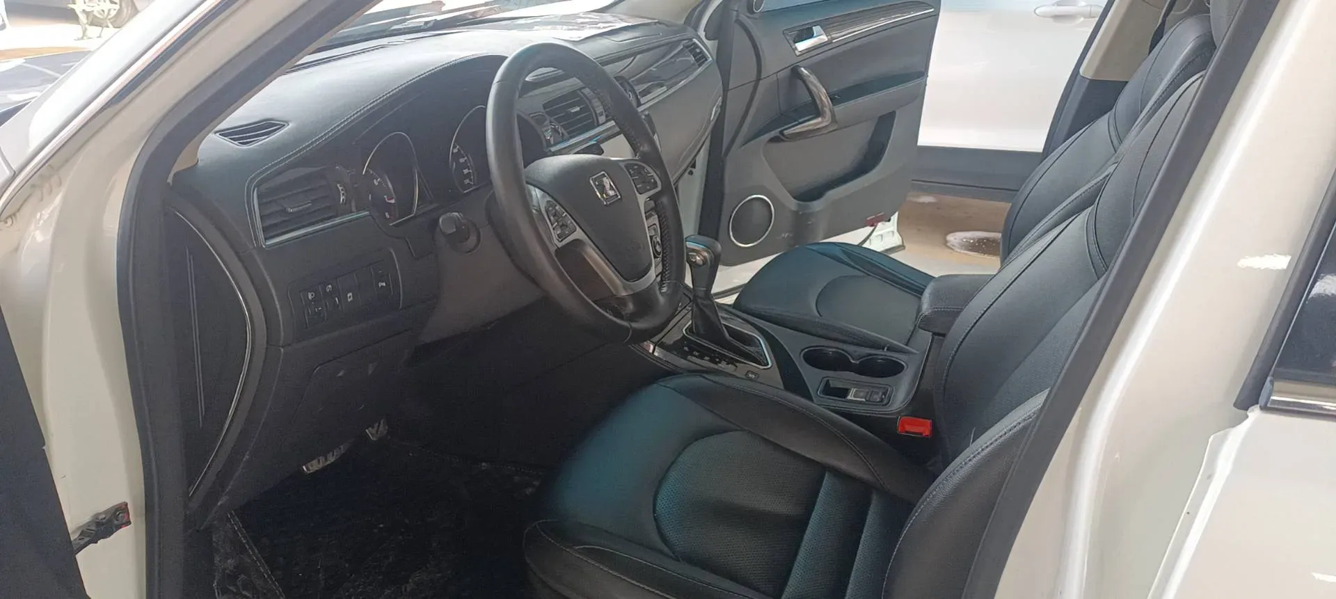 2016 Zotye T600 2.0T 190HP L4 6DCT,autocango,china used car exporter,china ev exporter,chinese used car exporter,chinese used ev exporter