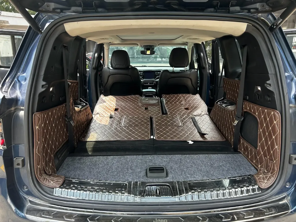 2018 Jeep Grand Commander 2.0T 265HP L4 9AT,autocango,china used car exporter,china ev exporter,chinese used car exporter,chinese used ev exporter