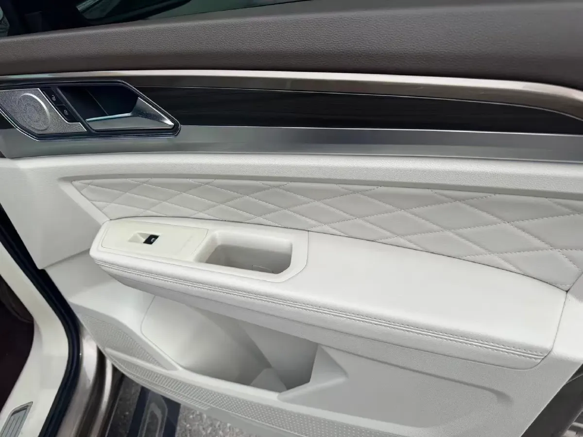 2022 Geely JiaJi 1.5T 177HP L3 7DCT PHEV 15.5KWH,autocango,china used car exporter,china ev exporter,chinese used car exporter,chinese used ev exporter