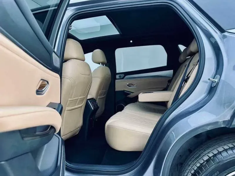 2024 BYD SongL DM-i 1.5L 101HP L4 E-CVT PHEV 26.6KWH,autocango,china used car exporter,china ev exporter,chinese used car exporter,chinese used ev exporter