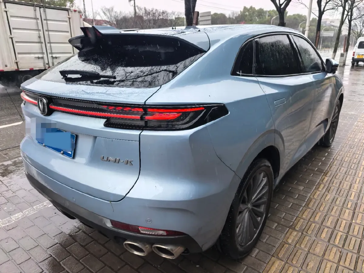 2021 ChangAn UNI-K 2.0T 233HP L4 8AT,autocango,china used car exporter,china ev exporter,chinese used car exporter,chinese used ev exporter