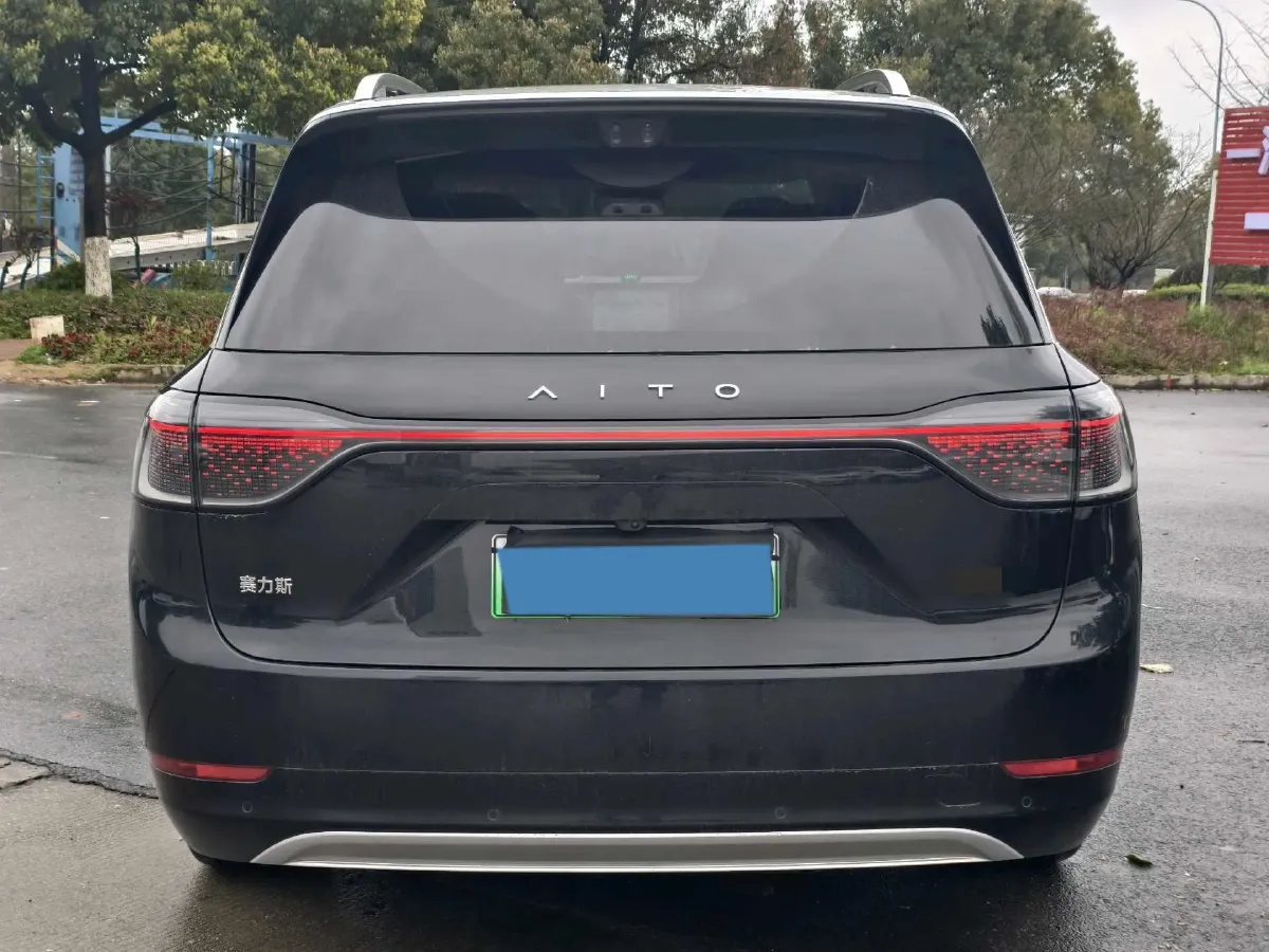 2025 AITO AITO M9 REEV 160HP REEV 52KWH,autocango,china used car exporter,china ev exporter,chinese used car exporter,chinese used ev exporter
