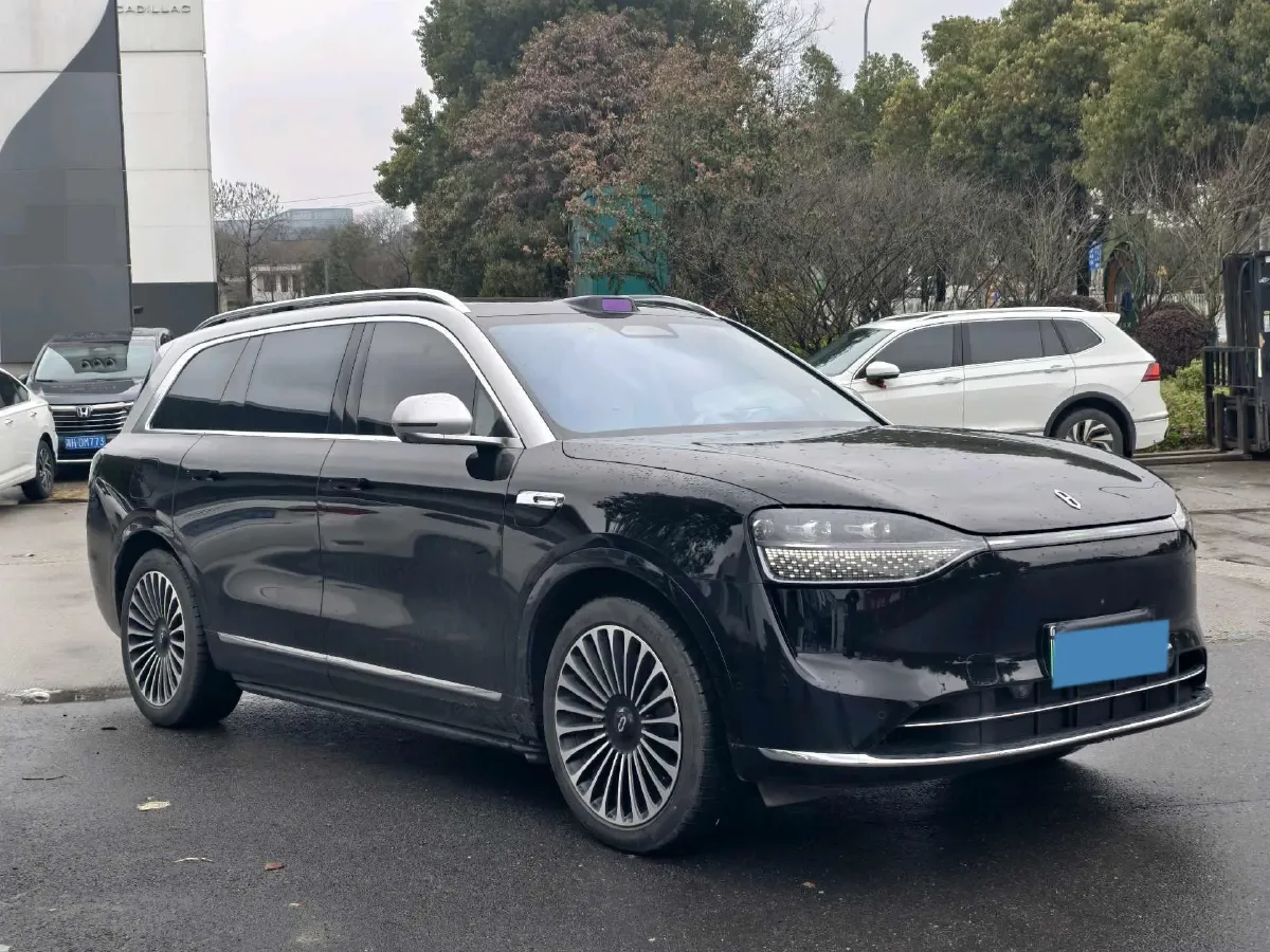 2025 AITO AITO M9 REEV 160HP REEV 52KWH,autocango,china used car exporter,china ev exporter,chinese used car exporter,chinese used ev exporter