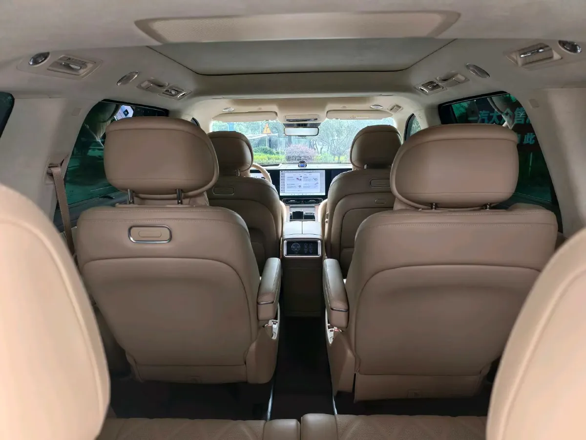 2025 AITO AITO M9 REEV 160HP REEV 52KWH,autocango,china used car exporter,china ev exporter,chinese used car exporter,chinese used ev exporter