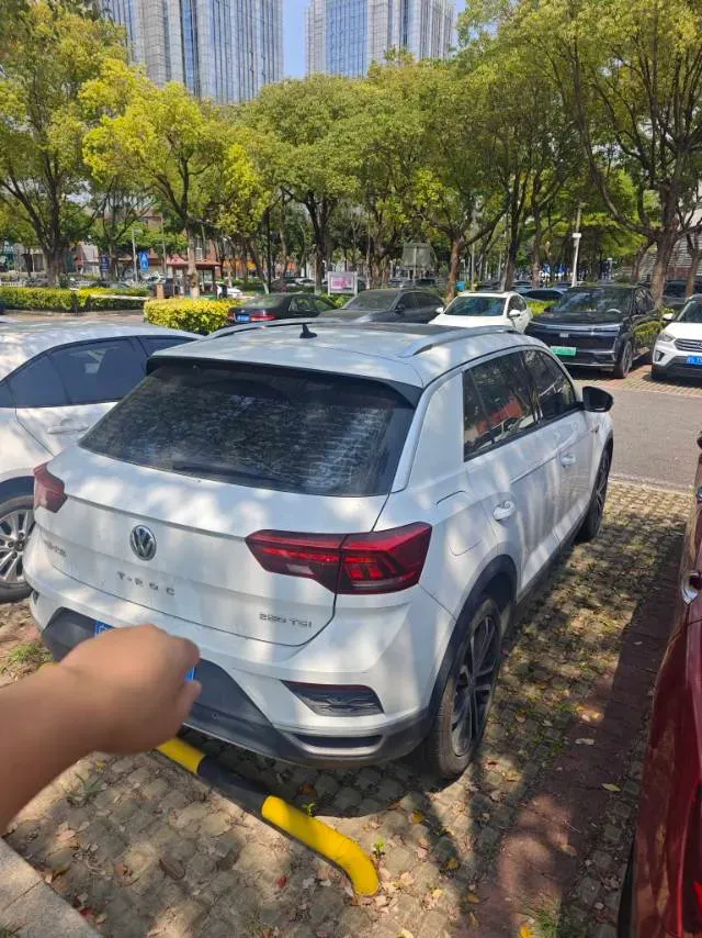 2020 Volkswagen T-Roc 1.4T 150HP L4 7DCT,autocango,china used car exporter,china ev exporter,chinese used car exporter,chinese used ev exporter