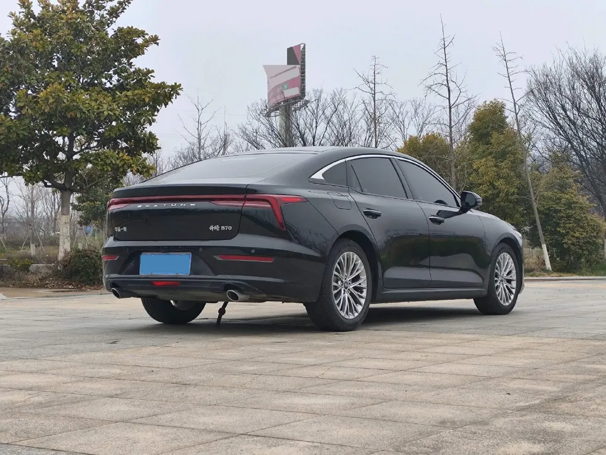 2021 Bestune B70 1.5T 169HP L4 7DCT,autocango,china used car exporter,china ev exporter,chinese used car exporter,chinese used ev exporter