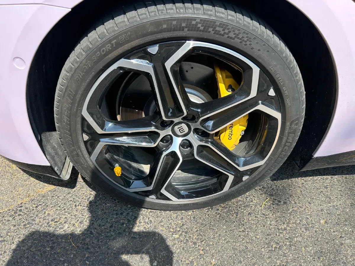 2024 MI SU7 BEV 73.6KWH,autocango,china used car exporter,china ev exporter,chinese used car exporter,chinese used ev exporter