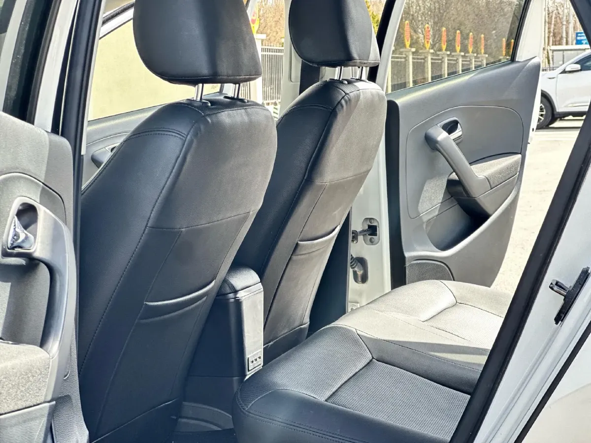 2016 Volkswagen Polo 1.4L 90HP L4 6AT,autocango,china used car exporter,china ev exporter,chinese used car exporter,chinese used ev exporter