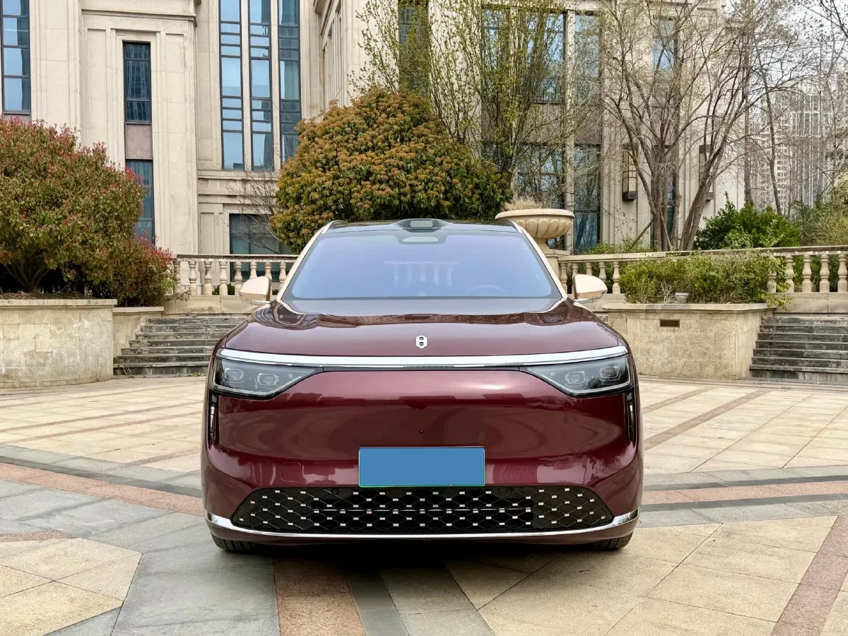 2025 AITO AITO M8 REEV 160HP REEV 53.4KWH,autocango,china used car exporter,china ev exporter,chinese used car exporter,chinese used ev exporter