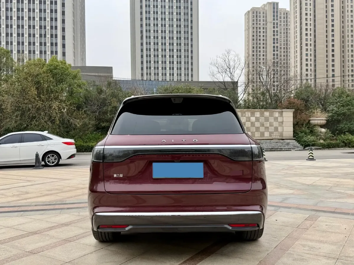 2025 AITO AITO M8 REEV 160HP REEV 53.4KWH,autocango,china used car exporter,china ev exporter,chinese used car exporter,chinese used ev exporter