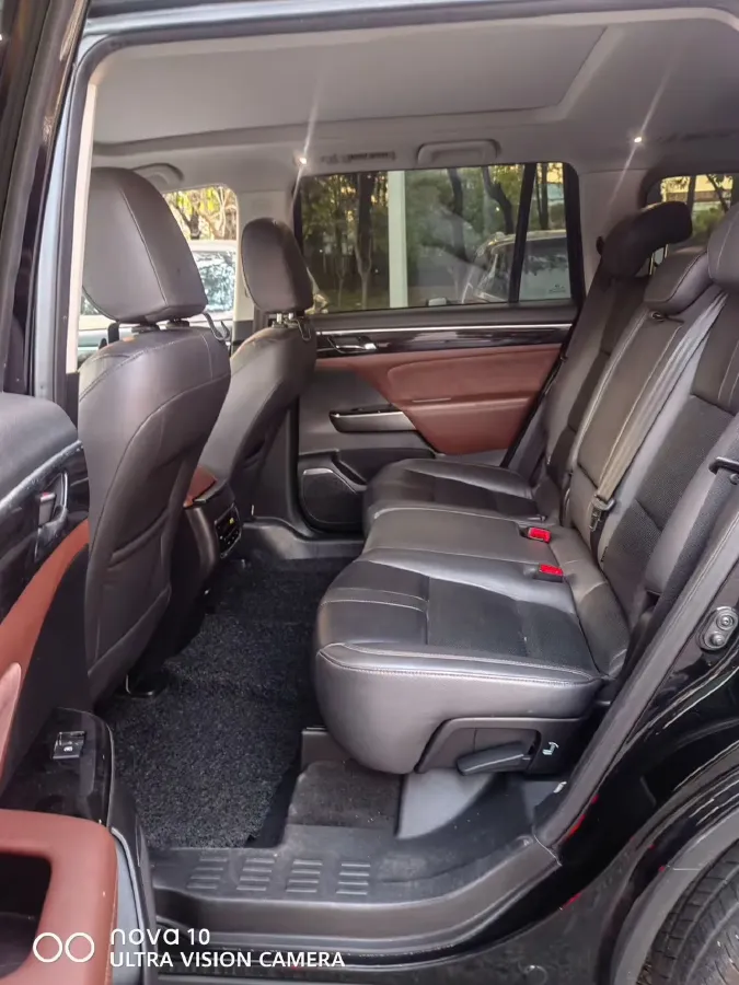 2017 GAC Trumpchi GS8 2.0T 201HP L4 6AT,autocango,china used car exporter,china ev exporter,chinese used car exporter,chinese used ev exporter