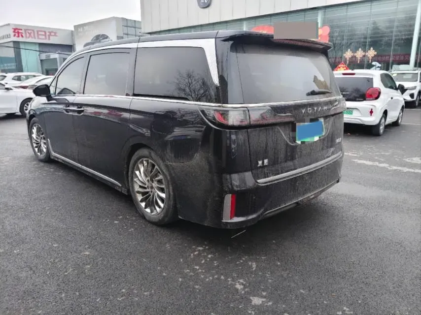 2024 Voyah Dream 1.5T 150HP L4 PHEV 43KWH,autocango,china used car exporter,china ev exporter,chinese used car exporter,chinese used ev exporter