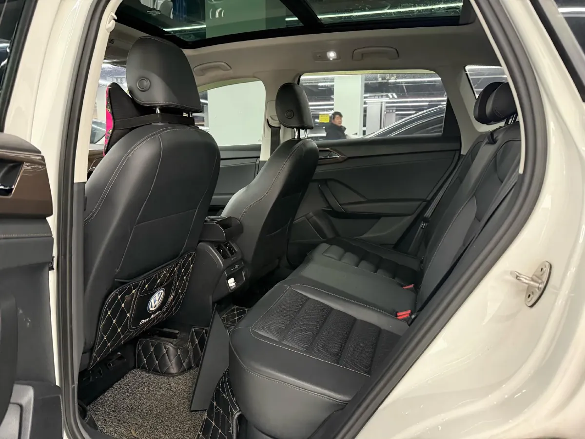 2021 Volkswagen Tharu 1.4T 150HP L4 7DCT,autocango,china used car exporter,china ev exporter,chinese used car exporter,chinese used ev exporter