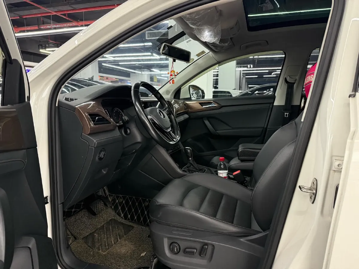 2021 Volkswagen Tharu 1.4T 150HP L4 7DCT,autocango,china used car exporter,china ev exporter,chinese used car exporter,chinese used ev exporter