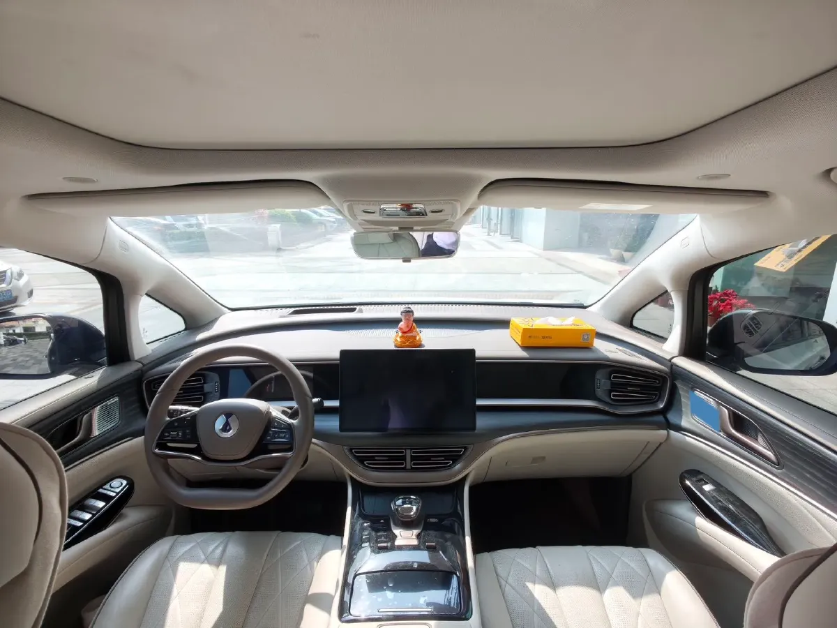 2022 Mercedes-Benz GLC Class 2.0T 197HP L4 9AT,autocango,china used car exporter,china ev exporter,chinese used car exporter,chinese used ev exporter