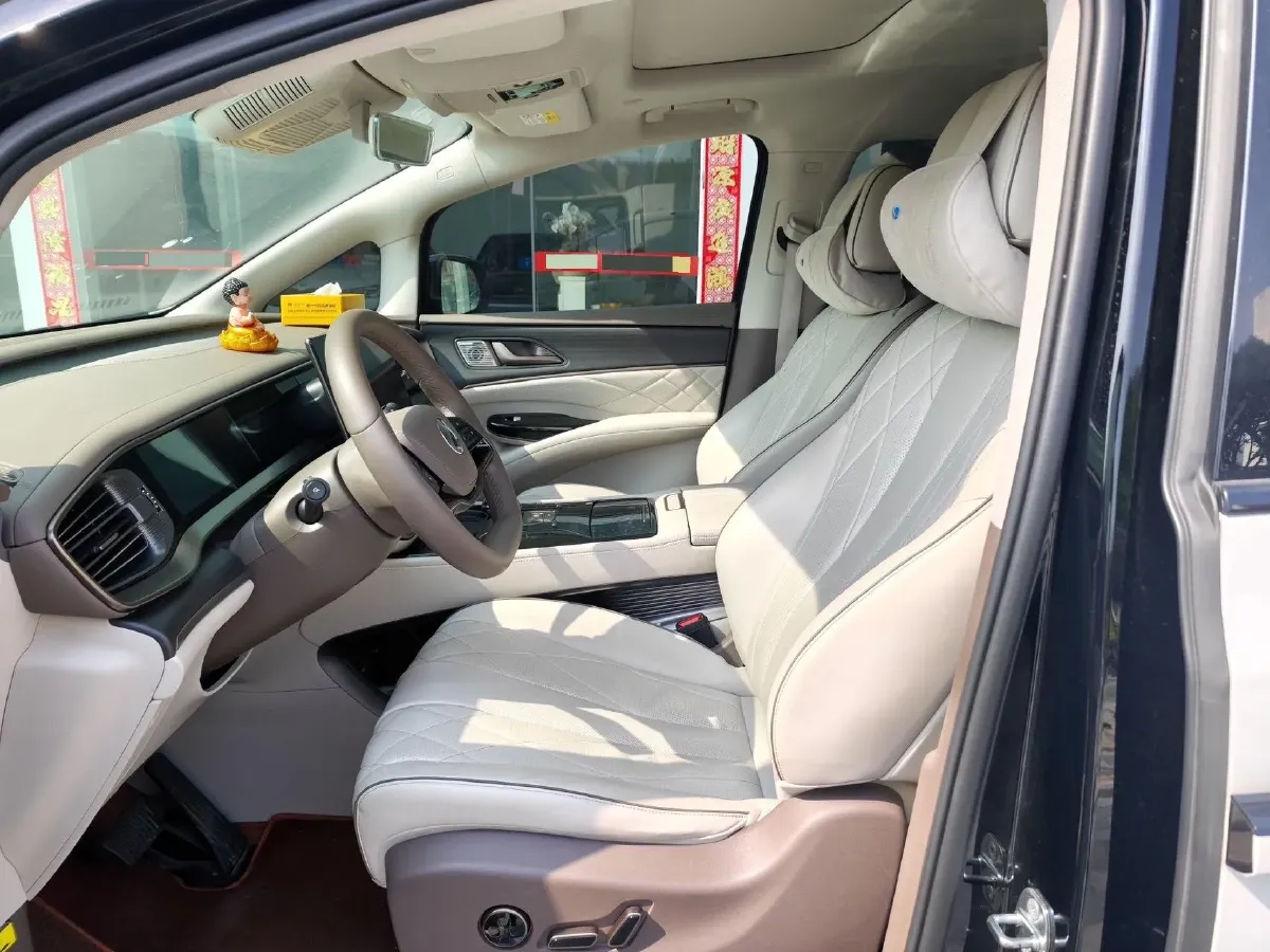 2022 Mercedes-Benz GLC Class 2.0T 197HP L4 9AT,autocango,china used car exporter,china ev exporter,chinese used car exporter,chinese used ev exporter