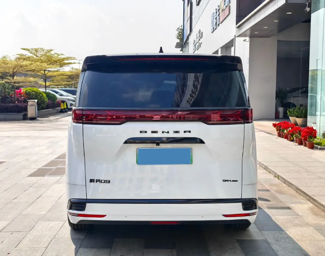 2022 Mercedes-Benz GLC Class 2.0T 197HP L4 9AT,autocango,china used car exporter,china ev exporter,chinese used car exporter,chinese used ev exporter