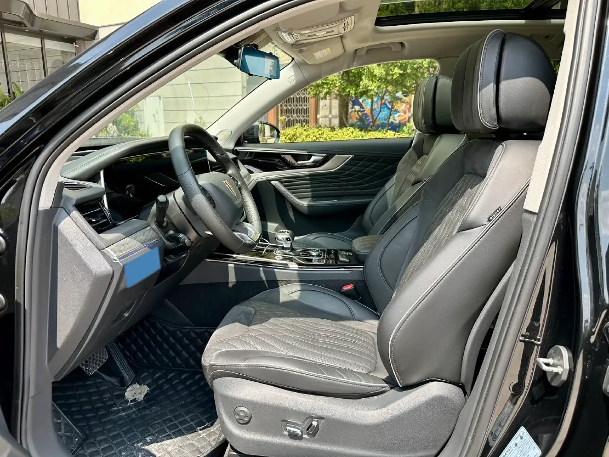 2022 HongQi HS5 2.0T 224HP L4 6AT,autocango,china used car exporter,china ev exporter,chinese used car exporter,chinese used ev exporter