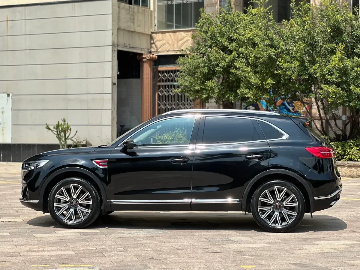 2022 HongQi HS5 2.0T 224HP L4 6AT,autocango,china used car exporter,china ev exporter,chinese used car exporter,chinese used ev exporter