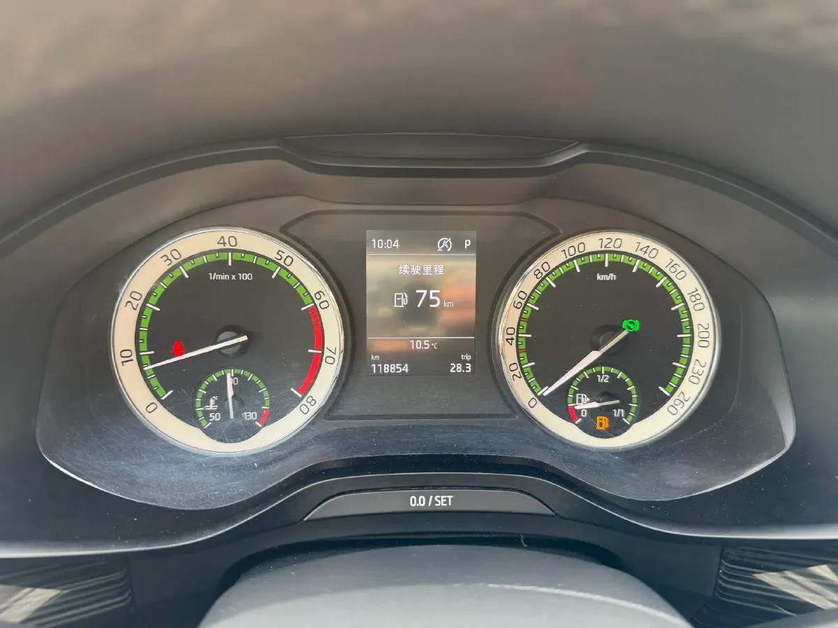 2018 Skoda Kodiak 1.8T 180HP L4 7DCT,autocango,china used car exporter,china ev exporter,chinese used car exporter,chinese used ev exporter