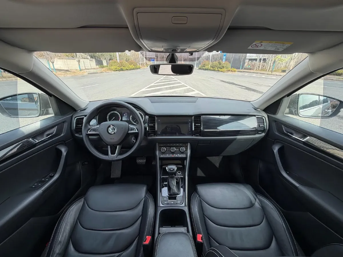 2018 Skoda Kodiak 1.8T 180HP L4 7DCT,autocango,china used car exporter,china ev exporter,chinese used car exporter,chinese used ev exporter