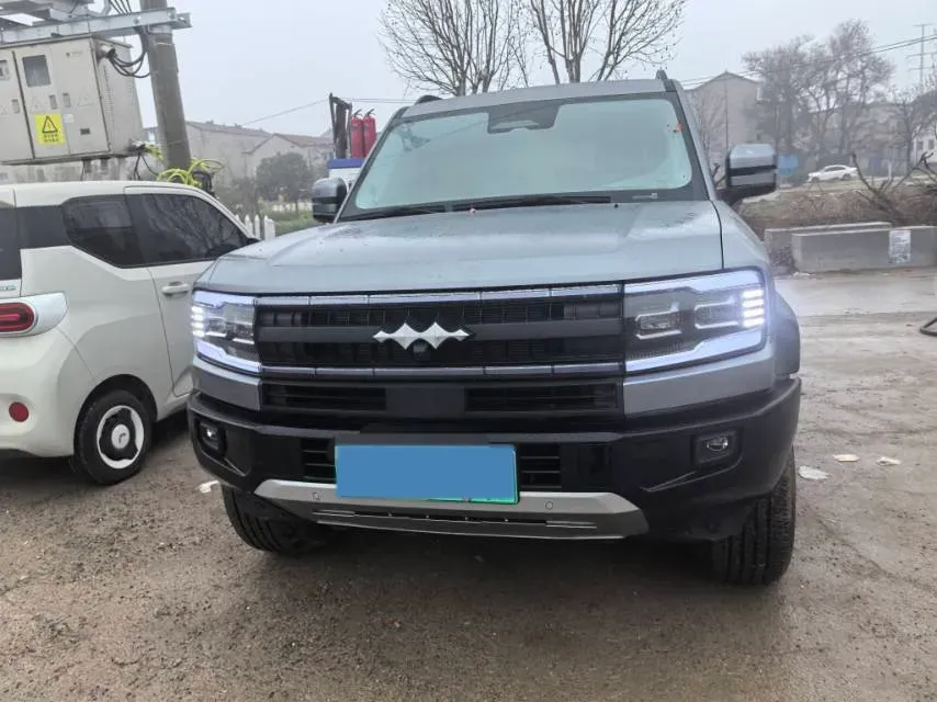 2025 FangChengBao Bao 5 1.5T 194HP L4 E-CVT PHEV 31.8KWH,autocango,china used car exporter,china ev exporter,chinese used car exporter,chinese used ev exporter