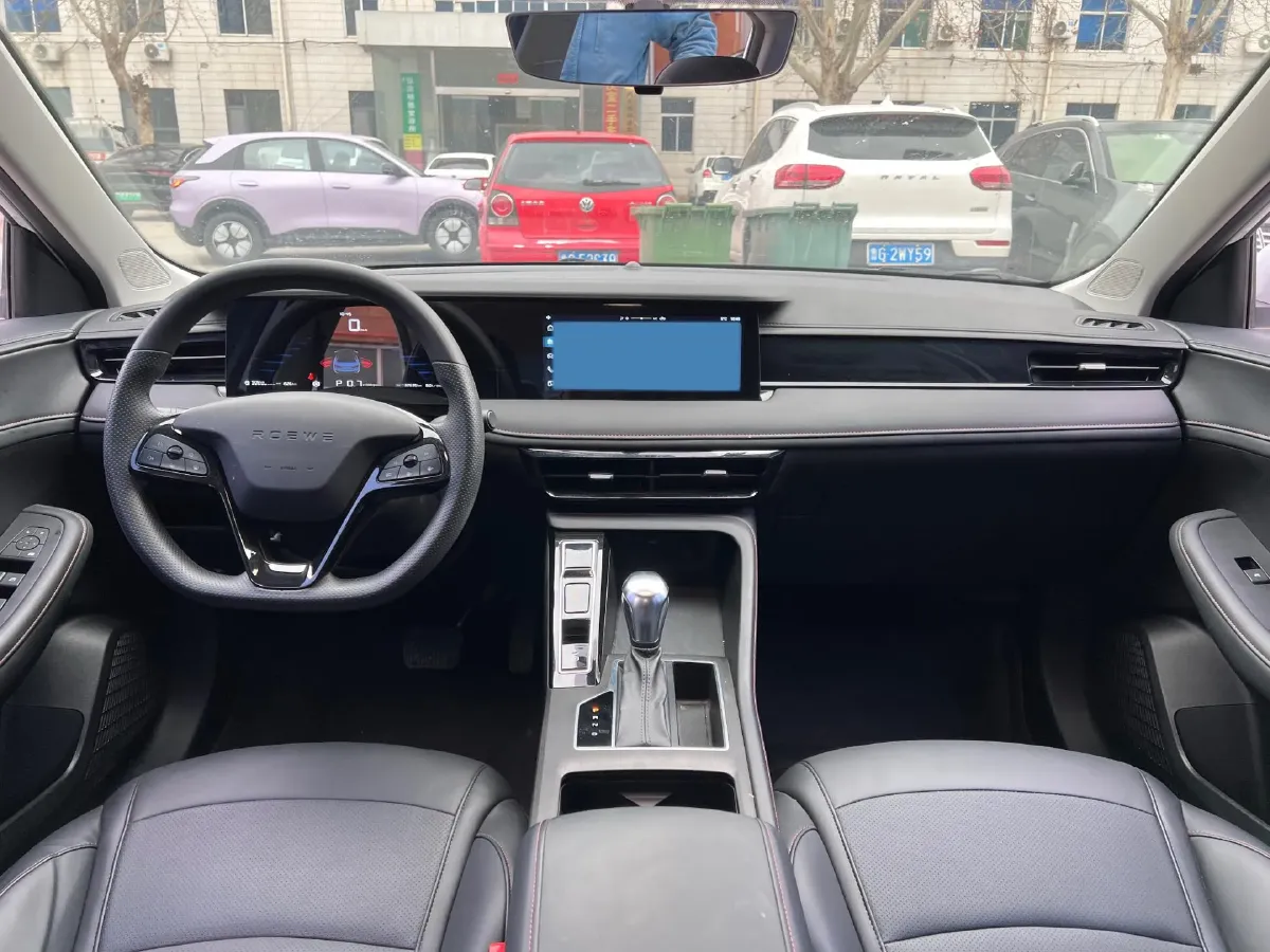 2023 Roewe i5 1.5L 129HP L4 CVT,autocango,china used car exporter,china ev exporter,chinese used car exporter,chinese used ev exporter