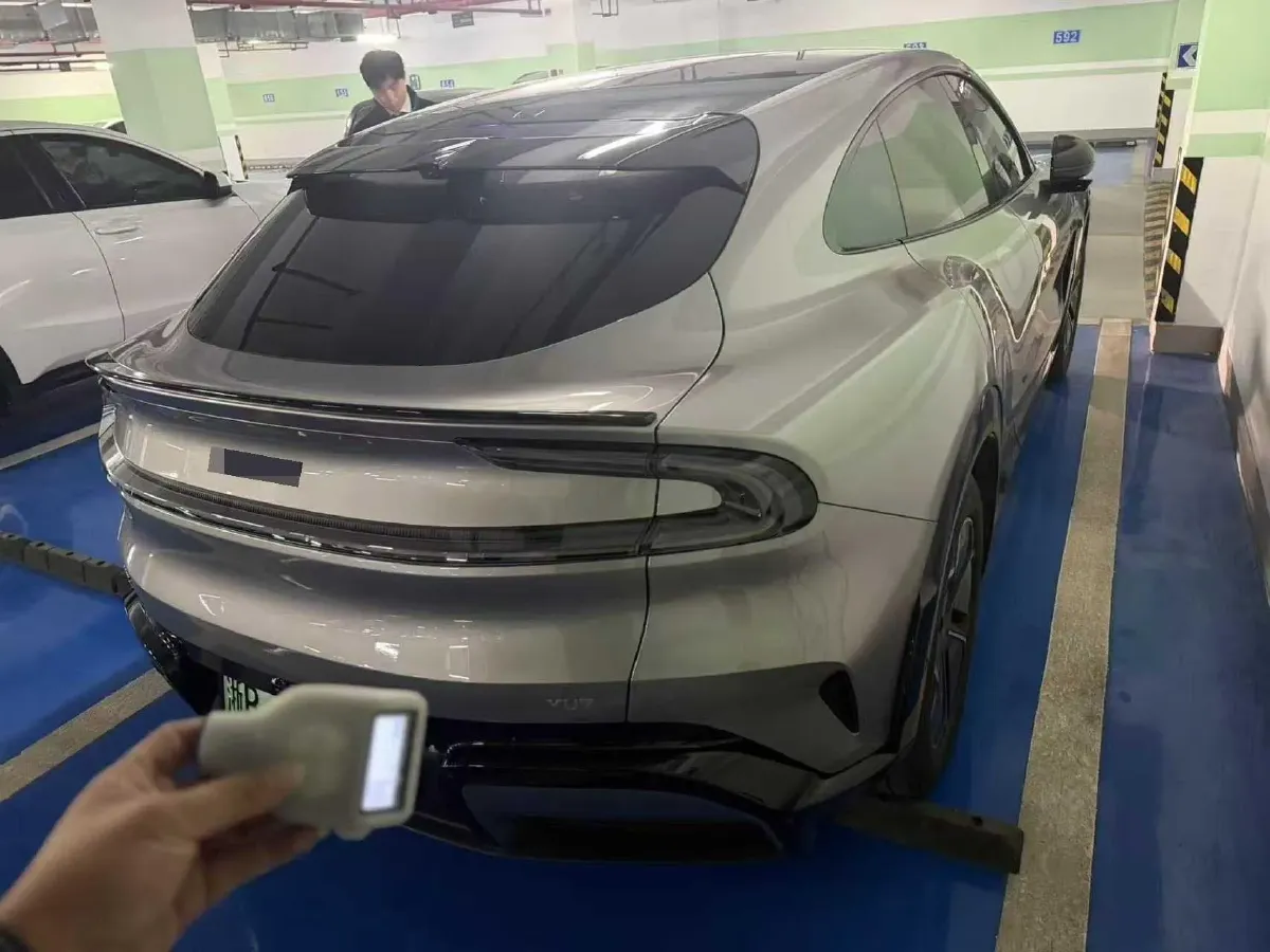 2025 MI YU7 BEV 96.3KWH,autocango,china used car exporter,china ev exporter,chinese used car exporter,chinese used ev exporter