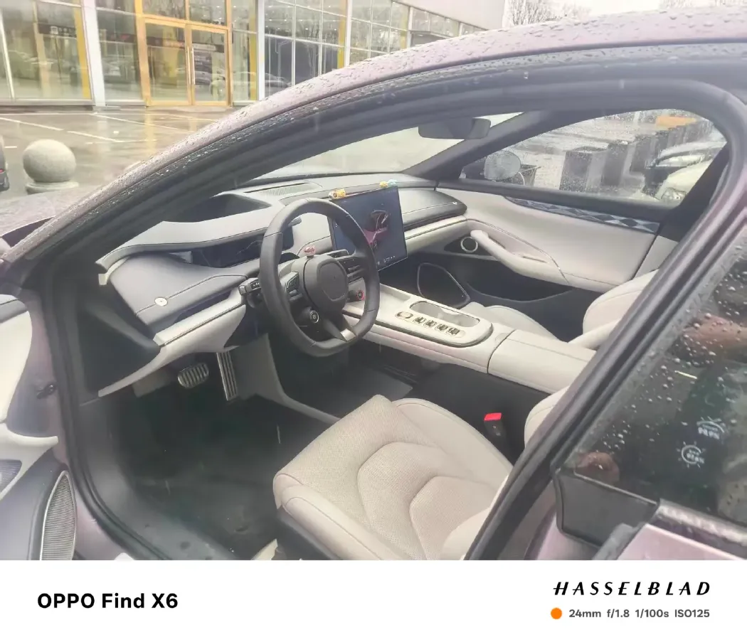 2024 MI SU7 BEV 101KWH,autocango,china used car exporter,china ev exporter,chinese used car exporter,chinese used ev exporter