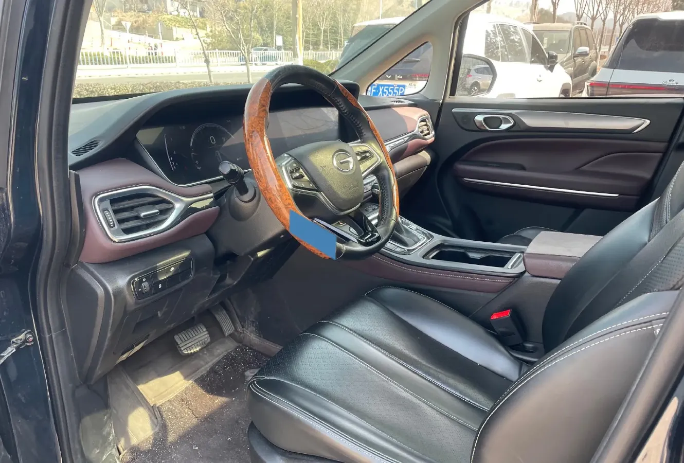 2021 GAC Trumpchi M6 1.5T 169HP L4 7DCT,autocango,china used car exporter,china ev exporter,chinese used car exporter,chinese used ev exporter