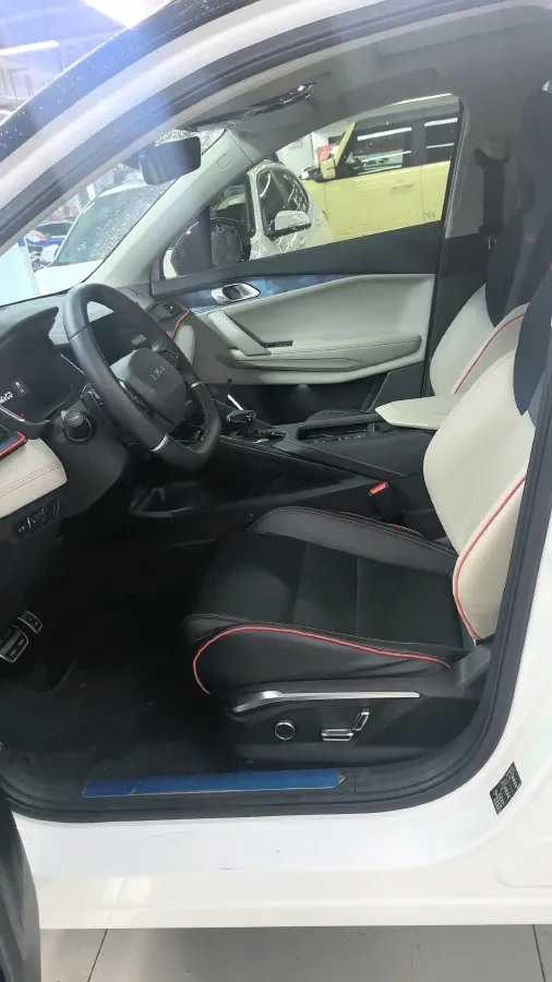 2020 LYNK&CO 06 1.5T 177HP L3 7DCT,autocango,china used car exporter,china ev exporter,chinese used car exporter,chinese used ev exporter