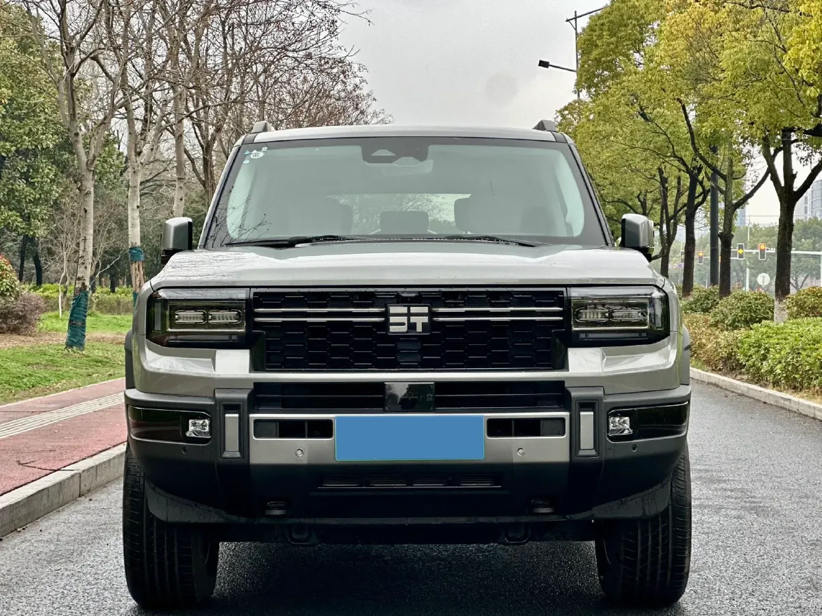 2025 Jetour Zongheng G700 2.0T 211HP L4 2DHT PHEV,autocango,china used car exporter,china ev exporter,chinese used car exporter,chinese used ev exporter